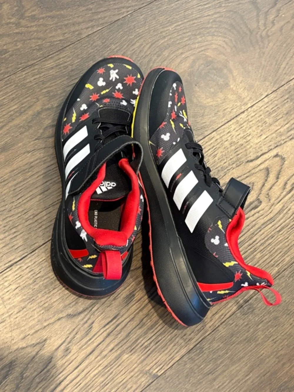Disney adidas Kids Fortarun 2.0 Mickey Mouse Elastic Sz 6